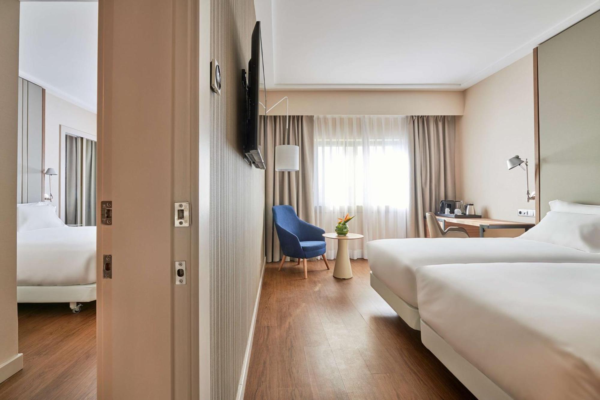 Nh Lisboa Campo Grande Hotel Екстериор снимка